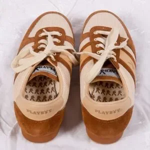 PLAYBOY | Shoes | Vintage 8s Brown Playboy Sneakers Size M  display picture 1
